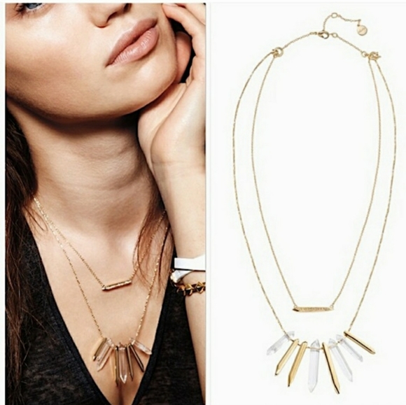 Stella and Dot Rebel Cluster Necklace in Gold - Picture 2 of 7